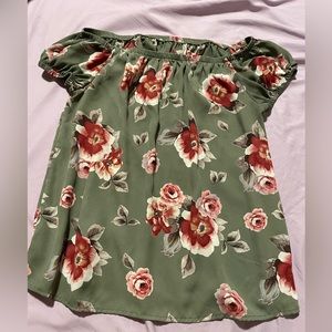 Cute floral top